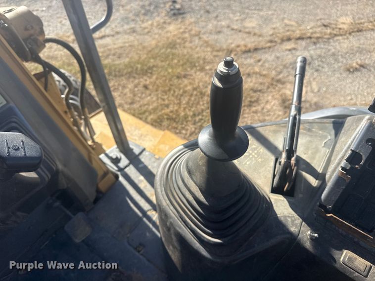 image for item DQ4121 1997 Case 580L backhoe