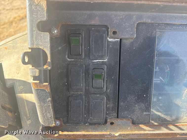 image for item DQ4121 1997 Case 580L backhoe