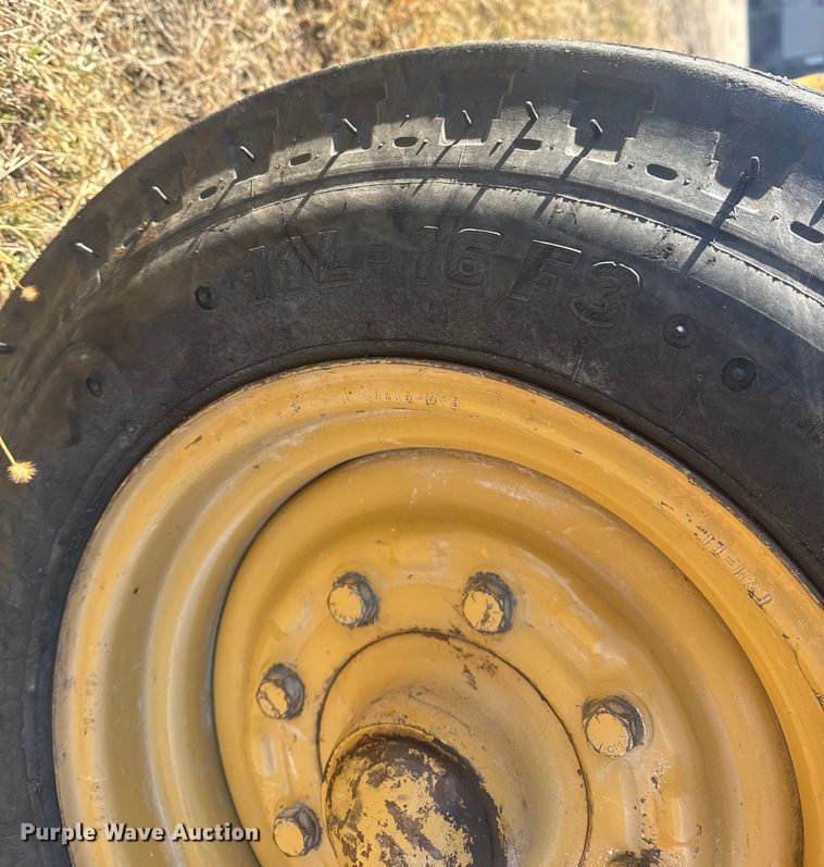 image for item DQ4121 1997 Case 580L backhoe