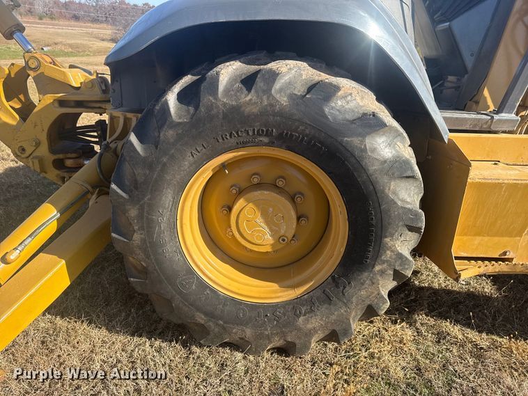 image for item DQ4121 1997 Case 580L backhoe