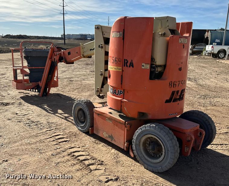 image for item DQ7716 JLG E300AJP boom lift