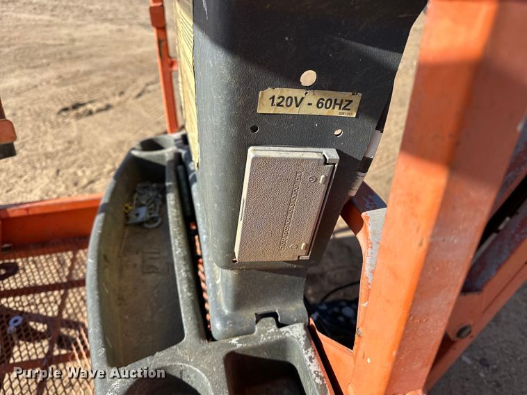 image for item DQ7716 JLG E300AJP boom lift