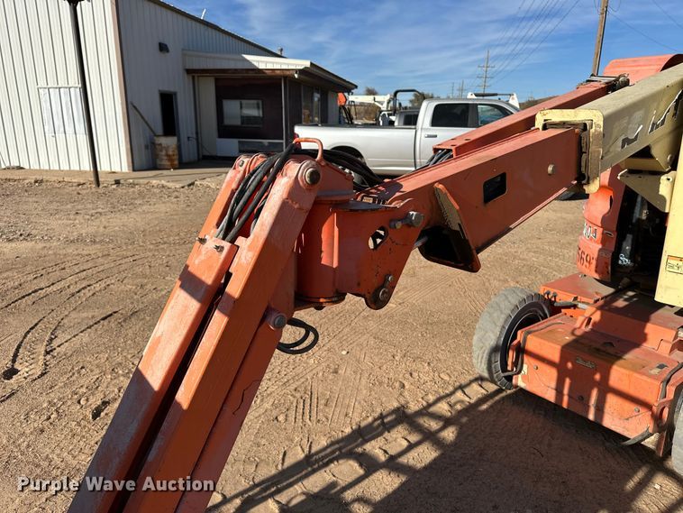 image for item DQ7716 JLG E300AJP boom lift