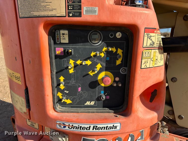 image for item DQ7716 JLG E300AJP boom lift