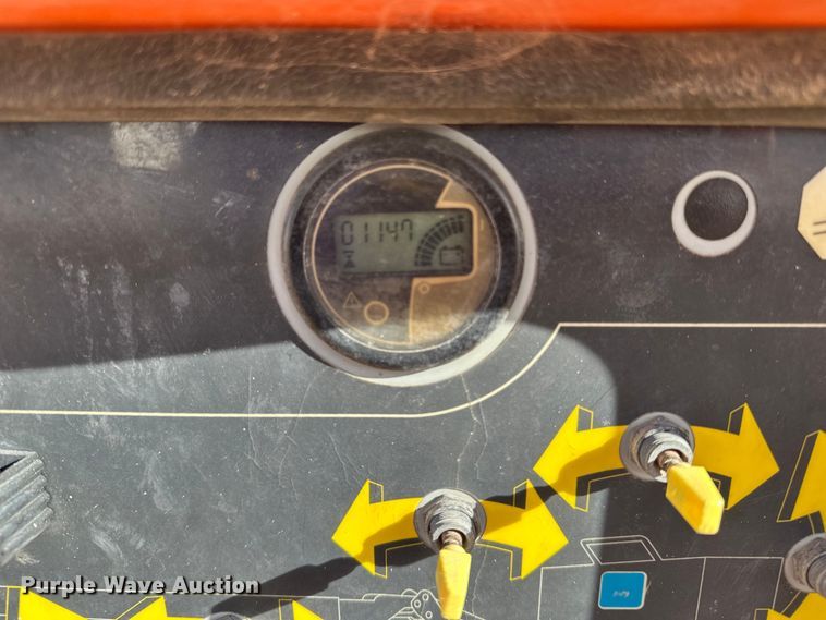 image for item DQ7716 JLG E300AJP boom lift