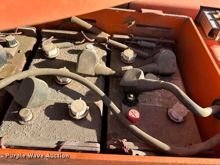 image for item DQ7716 JLG E300AJP boom lift