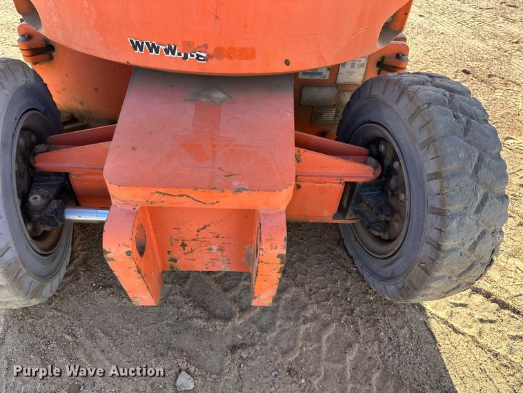 image for item DQ7716 JLG E300AJP boom lift