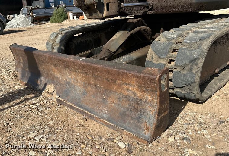 image for item DQ7724 2015 Bobcat E45 mini excavator