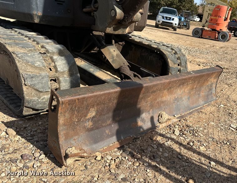 image for item DQ7724 2015 Bobcat E45 mini excavator