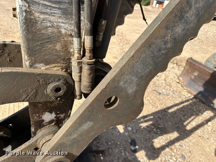 image for item DQ7724 2015 Bobcat E45 mini excavator