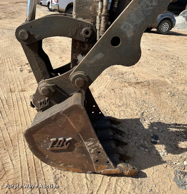 image for item DQ7724 2015 Bobcat E45 mini excavator