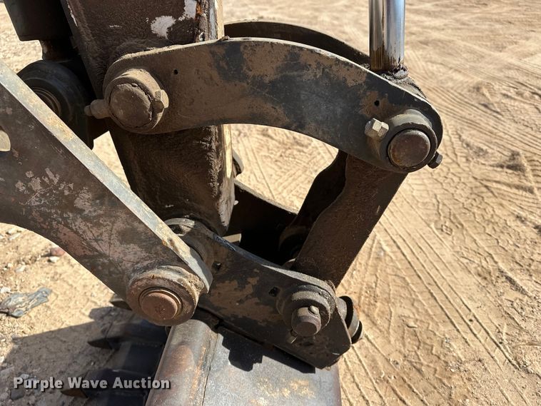 image for item DQ7724 2015 Bobcat E45 mini excavator