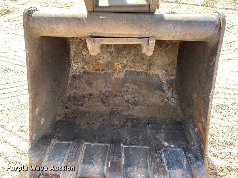 image for item DQ7724 2015 Bobcat E45 mini excavator