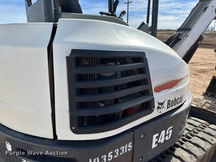 image for item DQ7724 2015 Bobcat E45 mini excavator