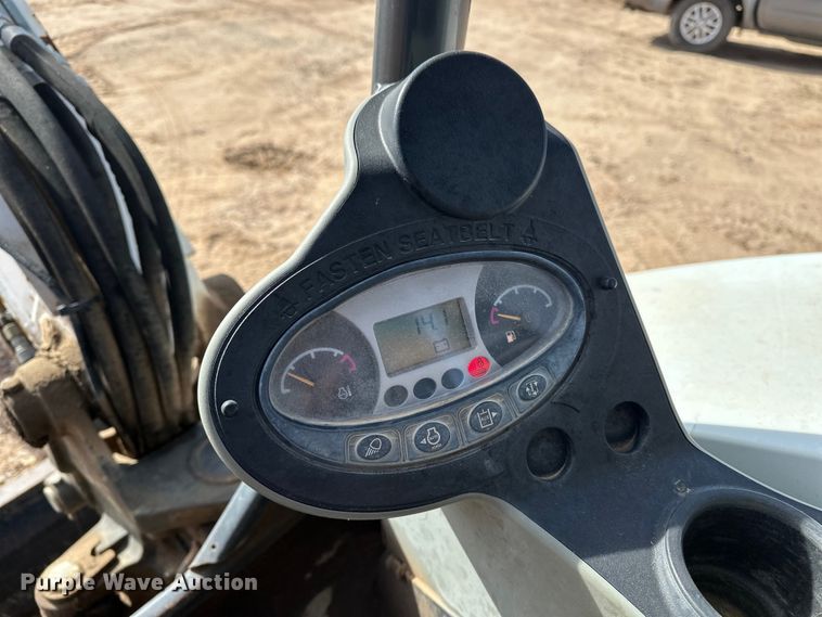 image for item DQ7724 2015 Bobcat E45 mini excavator