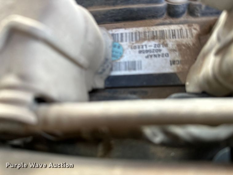 image for item DQ7724 2015 Bobcat E45 mini excavator