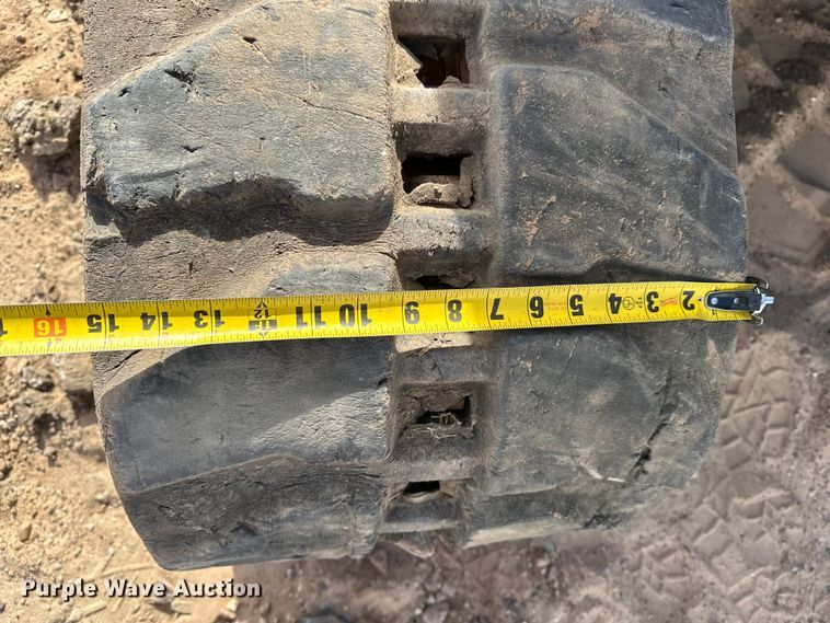 image for item DQ7724 2015 Bobcat E45 mini excavator