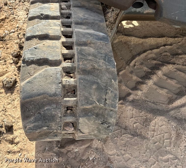 image for item DQ7724 2015 Bobcat E45 mini excavator