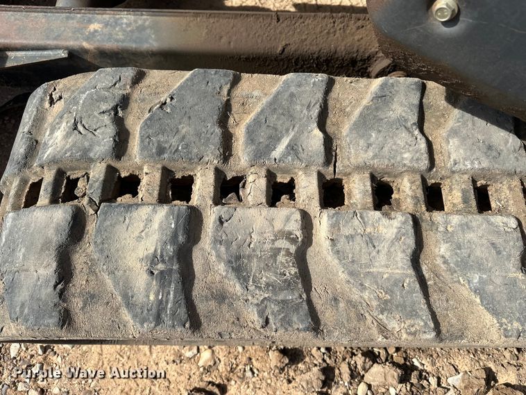 image for item DQ7724 2015 Bobcat E45 mini excavator