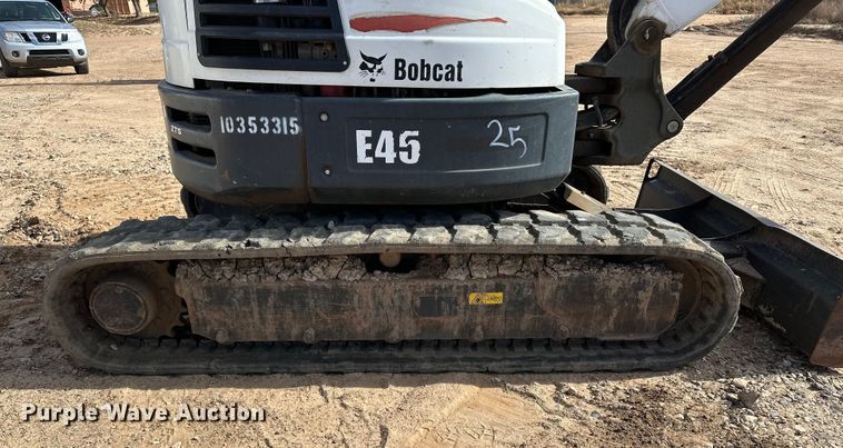 image for item DQ7724 2015 Bobcat E45 mini excavator