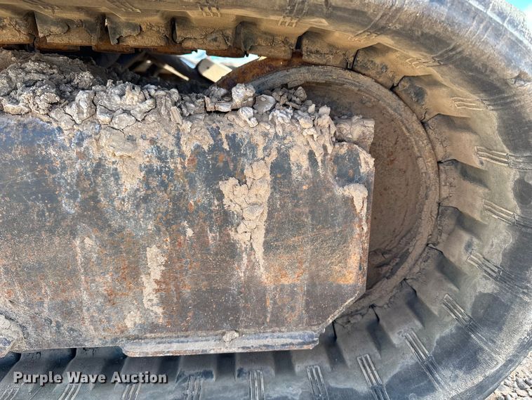 image for item DQ7724 2015 Bobcat E45 mini excavator