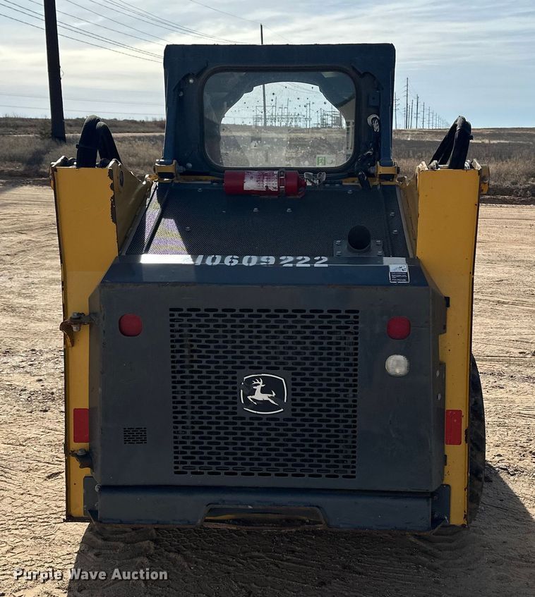 image for item DQ7725 2017 John Deere 312GR skid steer loader