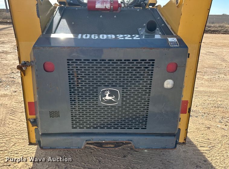 image for item DQ7725 2017 John Deere 312GR skid steer loader