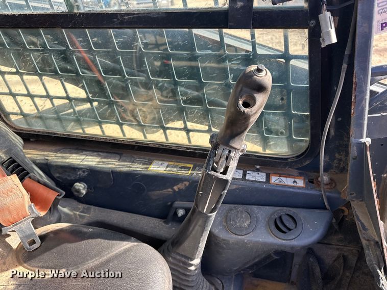 image for item DQ7725 2017 John Deere 312GR skid steer loader