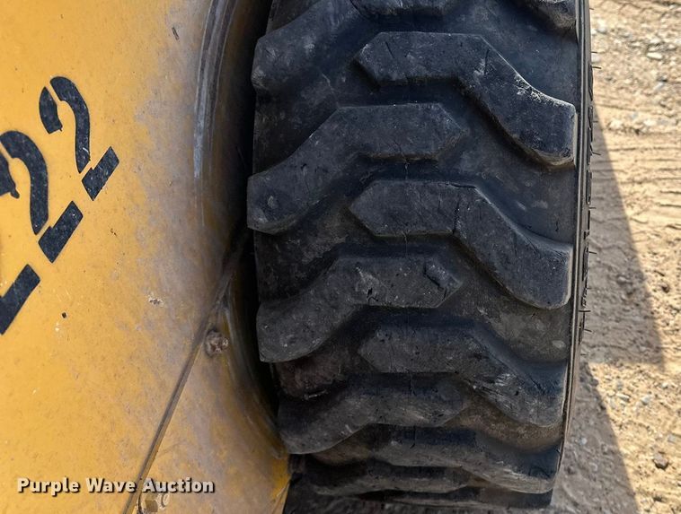 image for item DQ7725 2017 John Deere 312GR skid steer loader