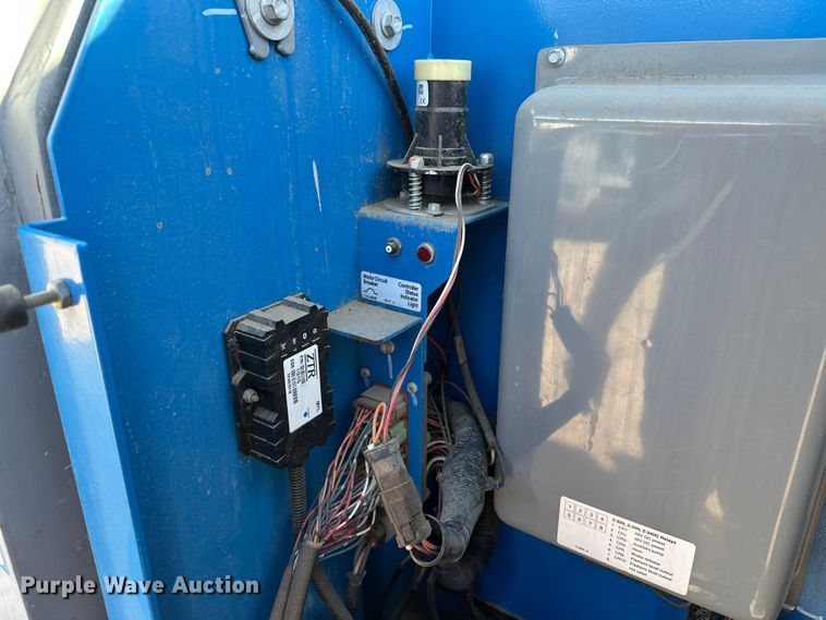 image for item DQ7731 2016 Genie Z-34/22N boom lift