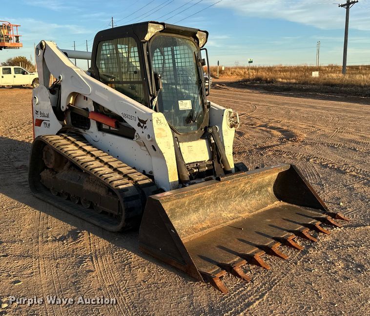 image for item DQ7732 2017 Bobcat T740 tracked skid steer loader