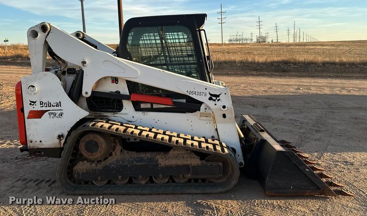 image for item DQ7732 2017 Bobcat T740 tracked skid steer loader