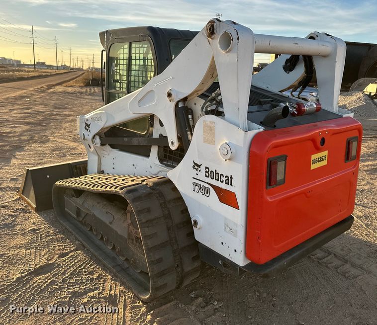 image for item DQ7732 2017 Bobcat T740 tracked skid steer loader