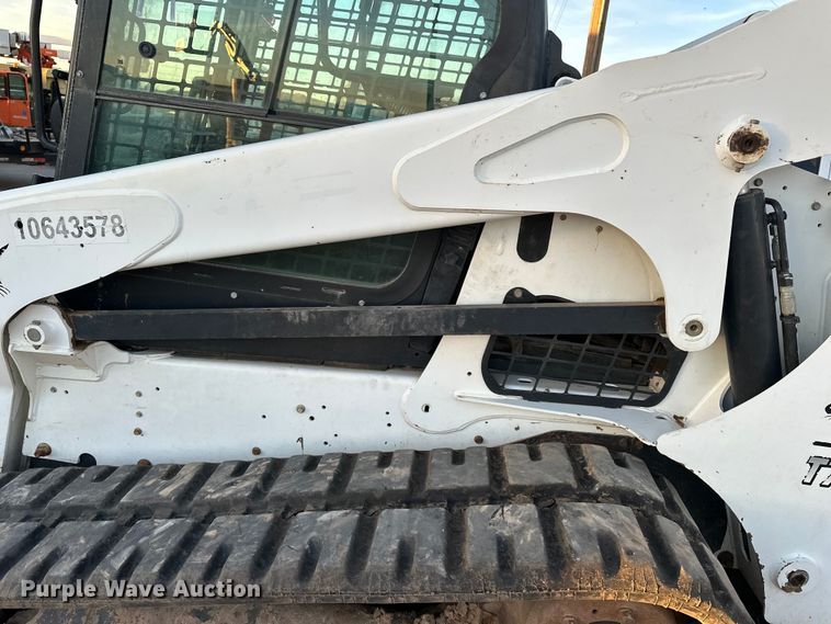 image for item DQ7732 2017 Bobcat T740 tracked skid steer loader