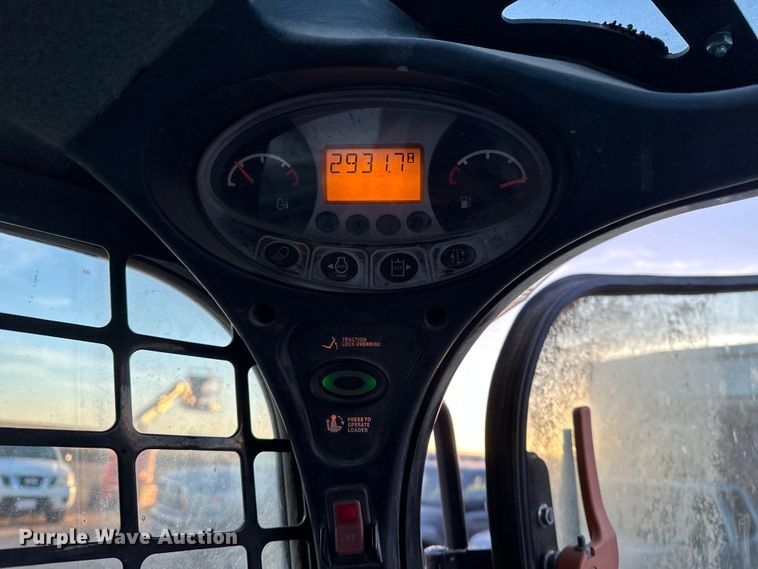 image for item DQ7732 2017 Bobcat T740 tracked skid steer loader