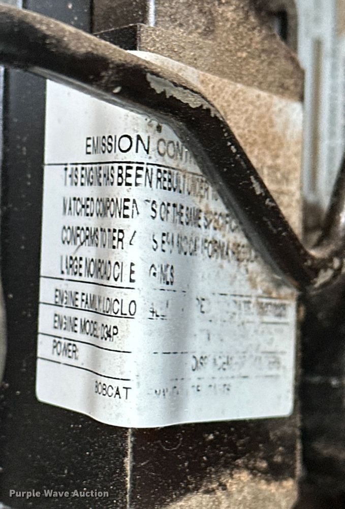 image for item DQ7732 2017 Bobcat T740 tracked skid steer loader