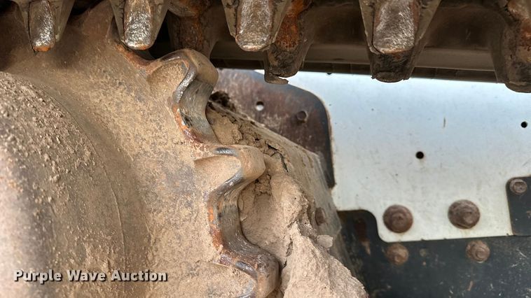 image for item DQ7732 2017 Bobcat T740 tracked skid steer loader