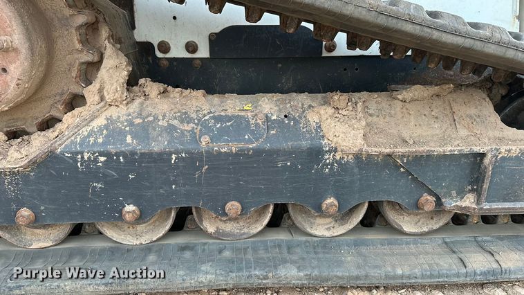 image for item DQ7732 2017 Bobcat T740 tracked skid steer loader