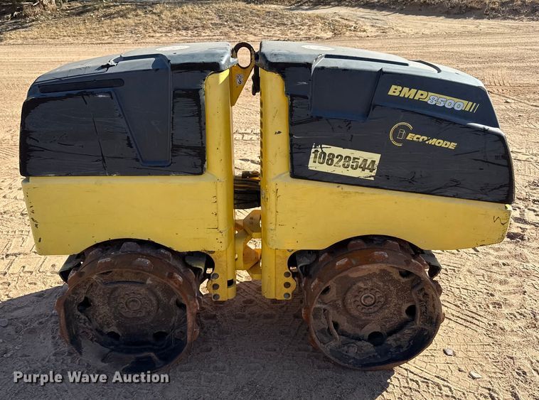 image for item DQ7736 Bomag BNP8500 trench compactor