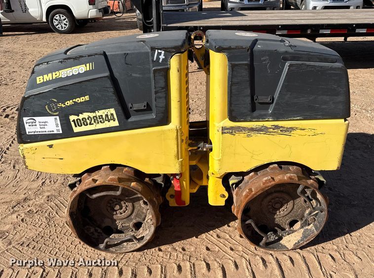 image for item DQ7736 Bomag BNP8500 trench compactor