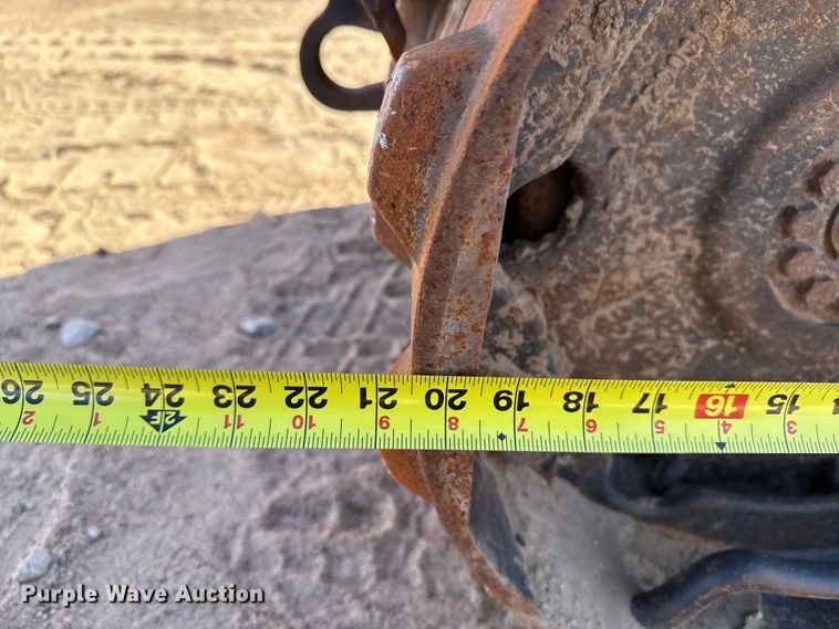 image for item DQ7736 Bomag BNP8500 trench compactor