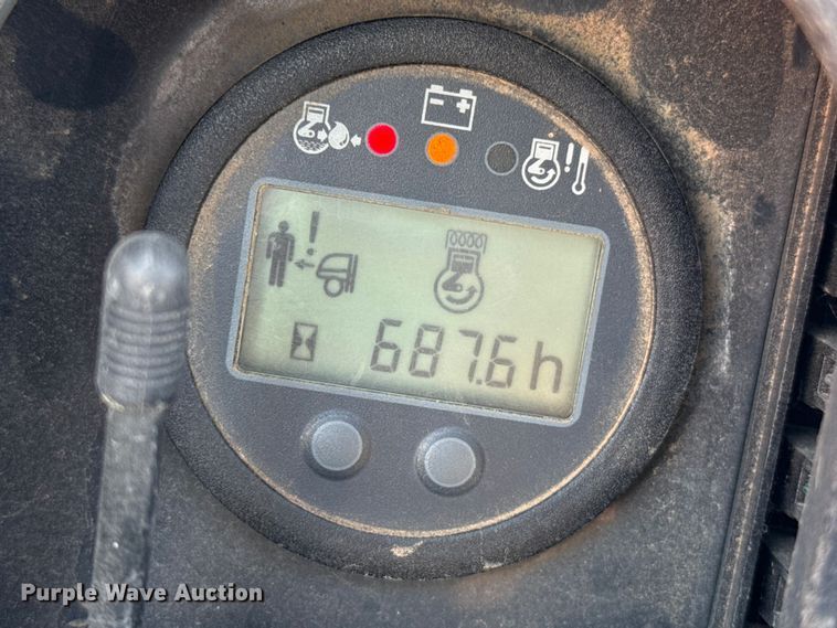 image for item DQ7736 Bomag BNP8500 trench compactor