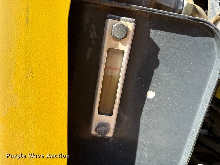 image for item DQ7736 Bomag BNP8500 trench compactor