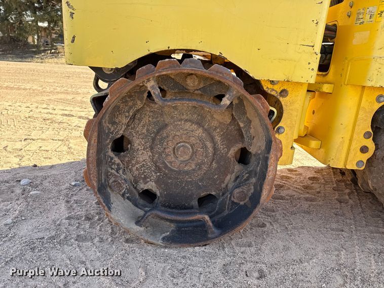image for item DQ7736 Bomag BNP8500 trench compactor