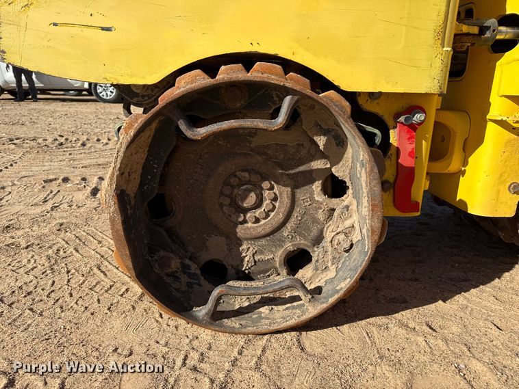 image for item DQ7736 Bomag BNP8500 trench compactor