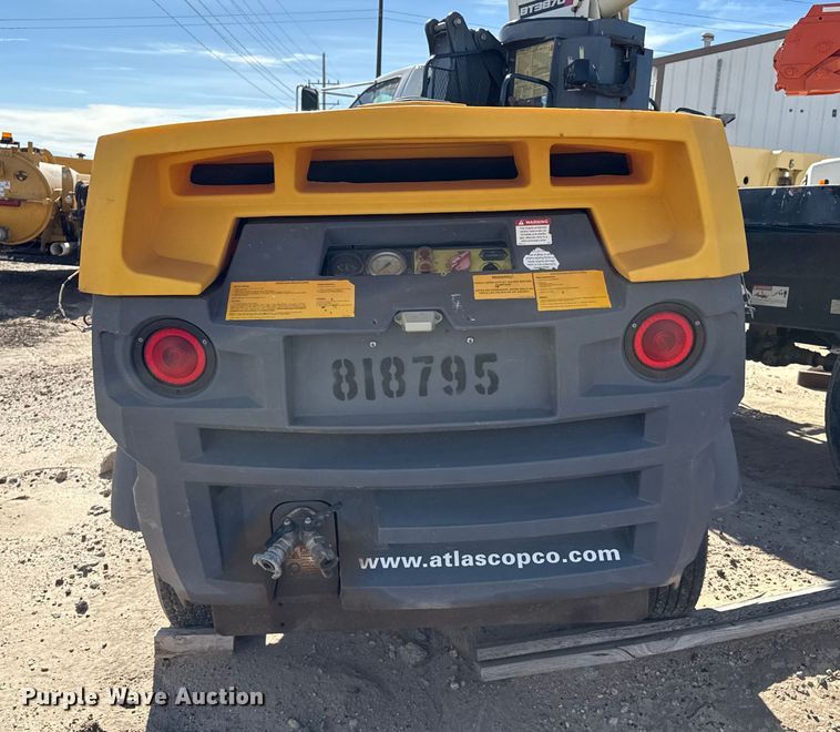 image for item DQ7738 Atlas Copco XAS185 air compressor