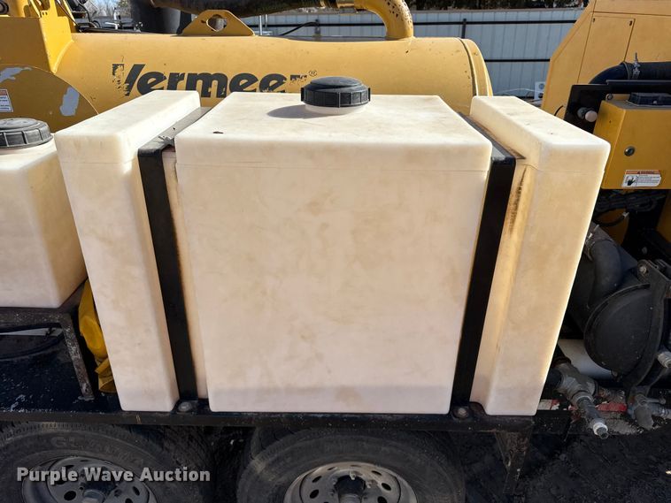 image for item DQ7740 2017 Vermeer VX30-500 vacuum excavator