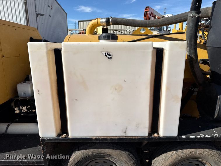 image for item DQ7740 2017 Vermeer VX30-500 vacuum excavator