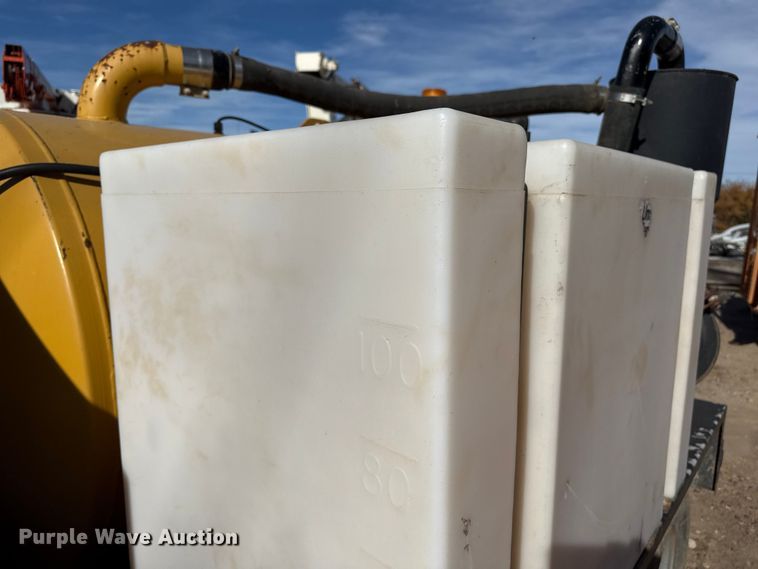 image for item DQ7740 2017 Vermeer VX30-500 vacuum excavator