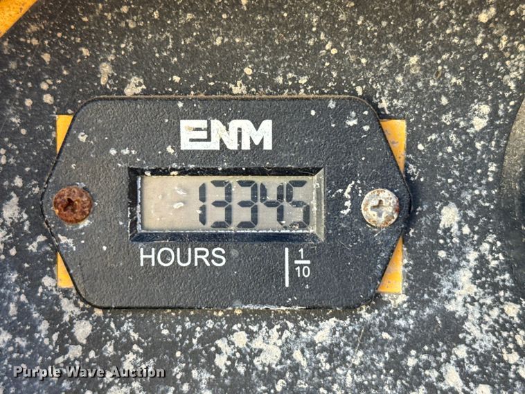 image for item DQ7740 2017 Vermeer VX30-500 vacuum excavator